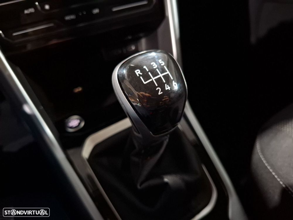 VW T-Roc 1.0 TSI Urban - 20