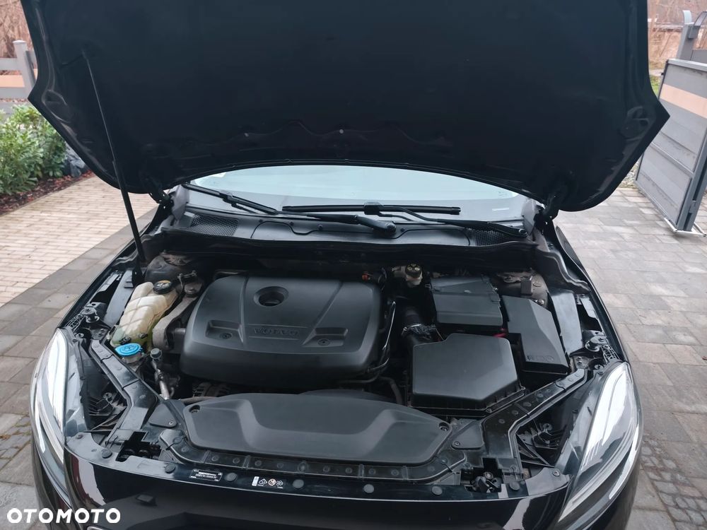 Volvo V40 T3 Geartronic Summum - 21