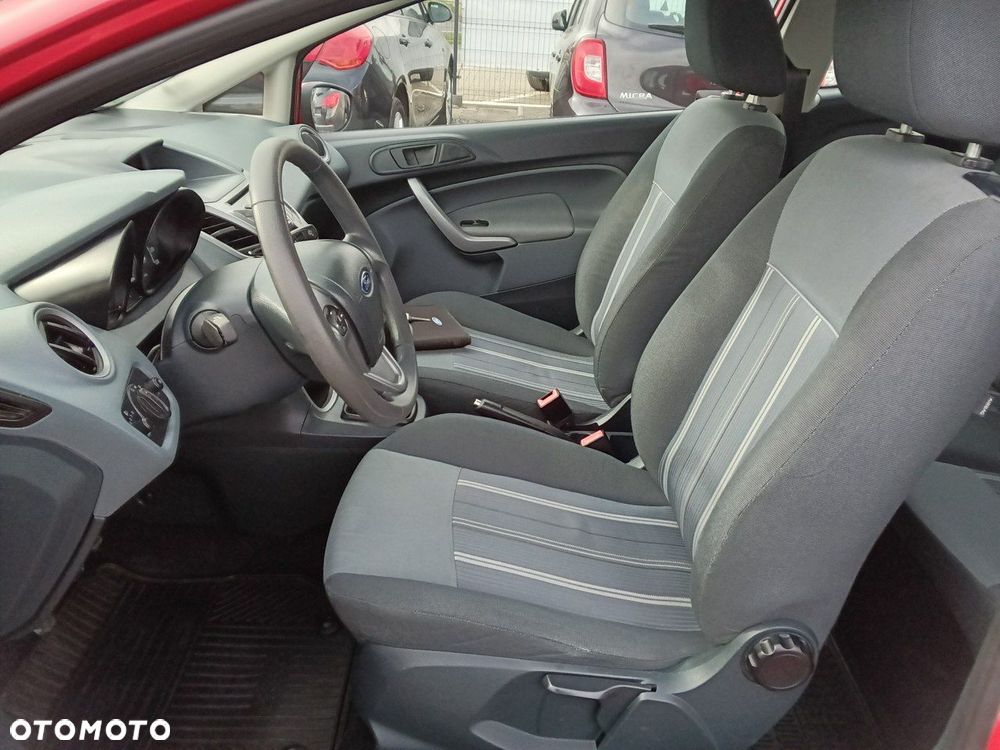 Ford Fiesta - 15