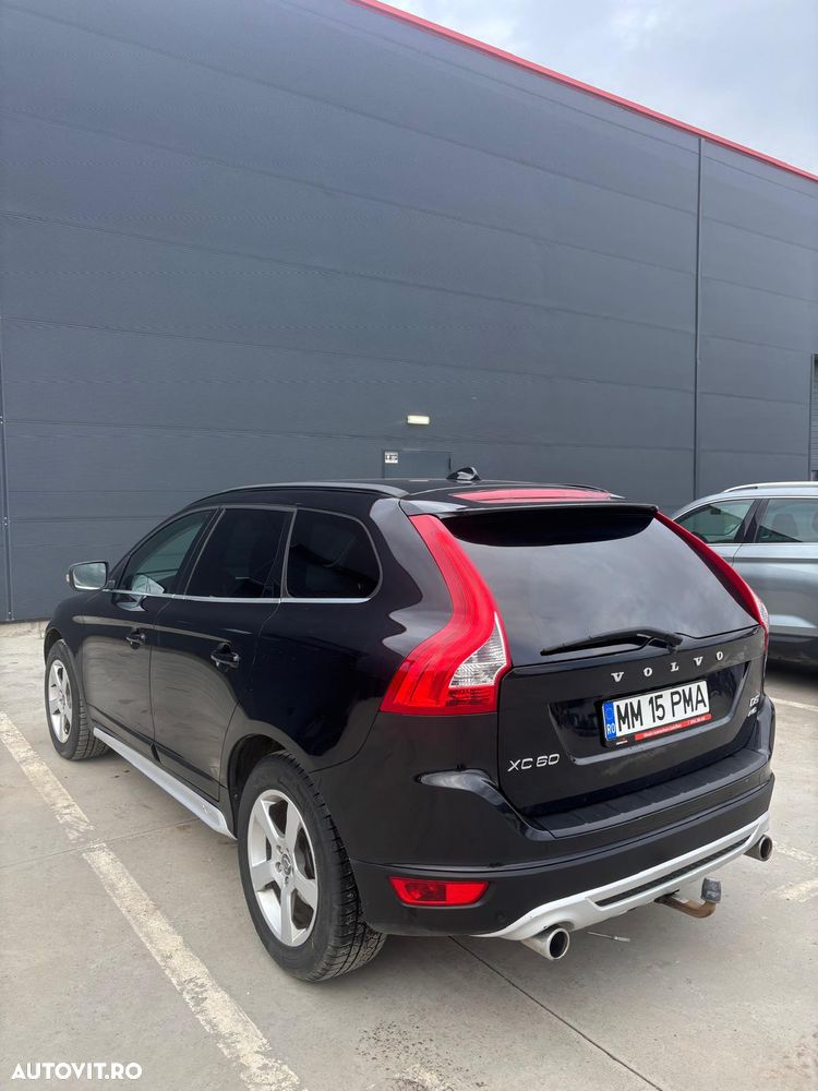 Volvo XC 60 D5 AWD A6 Basic - 3