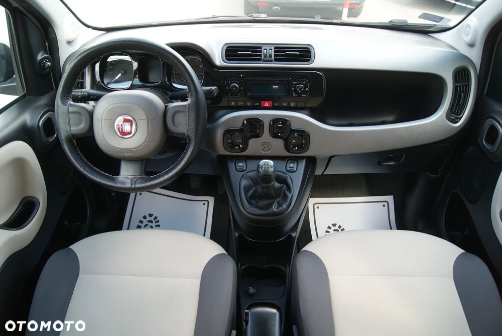 Fiat Panda 1.2 Lounge EU6 - 13