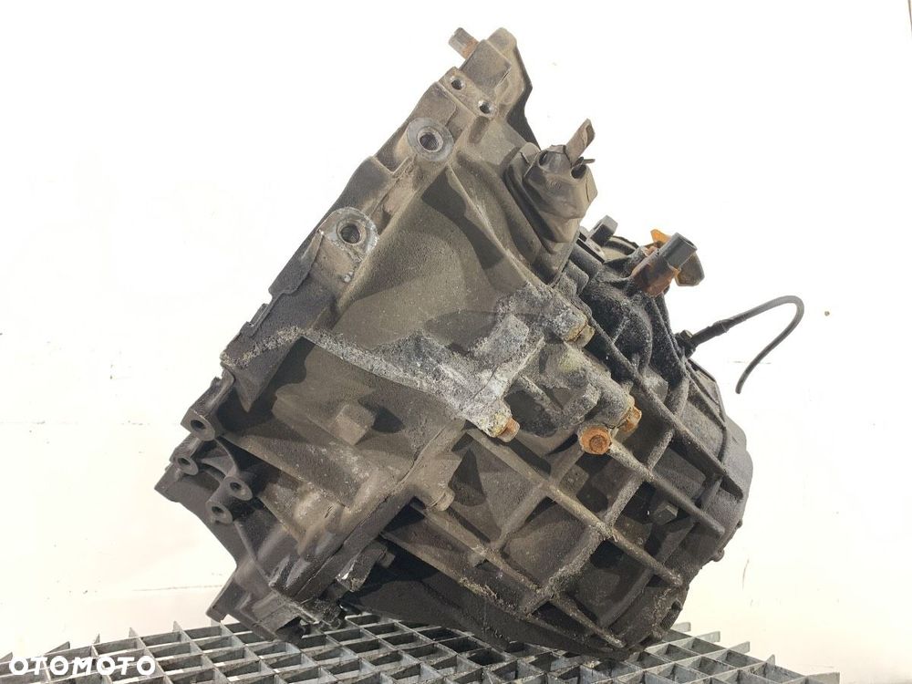 SKRZYNIA BIEGÓW  HYUNDAI i30 Kombi (FD) 2007 - 2012 1.6 CRDi 66 kW [90 KM] olej napędowy 2008 - - 5