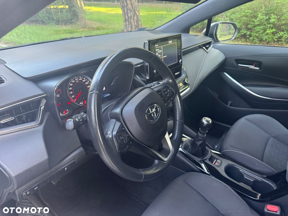 Toyota Corolla - 19