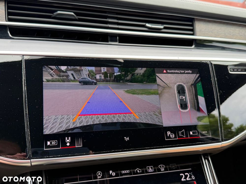 Audi S8 - 25