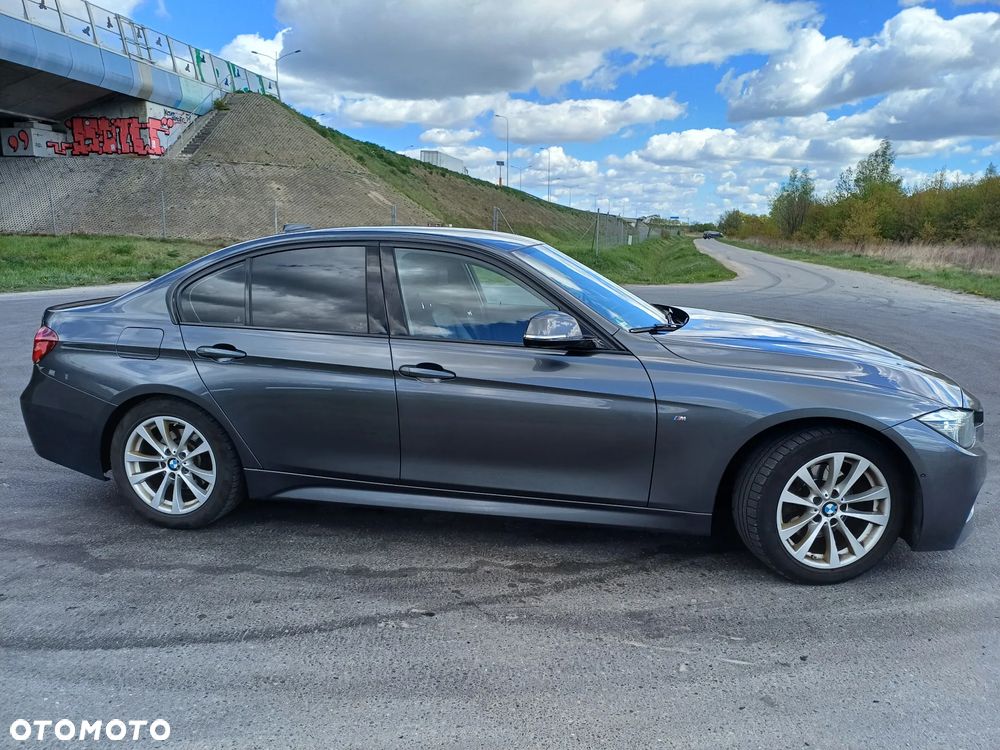 BMW Seria 3 320d M Sport - 7