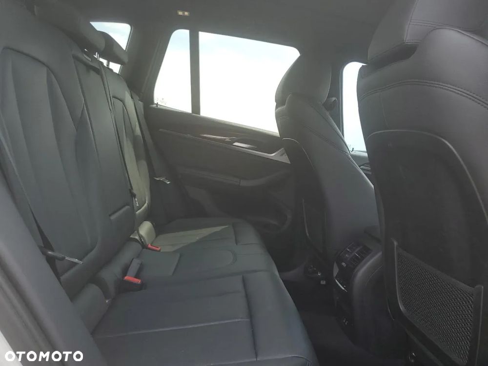 BMW X3 xDrive30i GPF xLine sport - 10