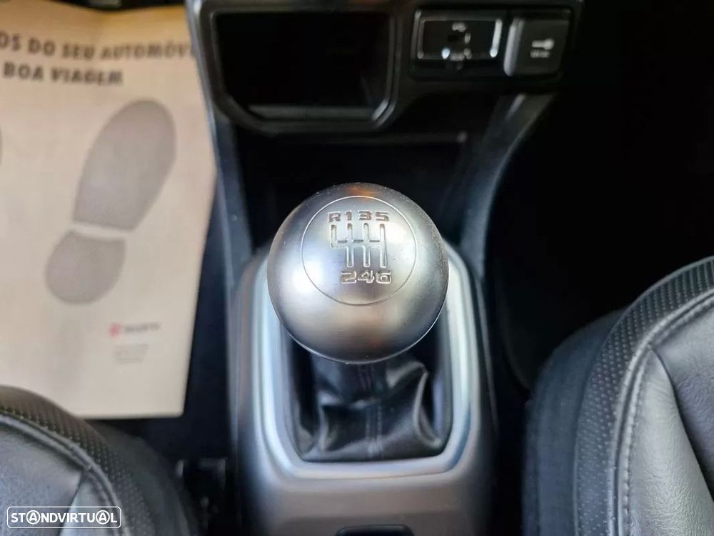Jeep Renegade 1.0 T Limited - 37