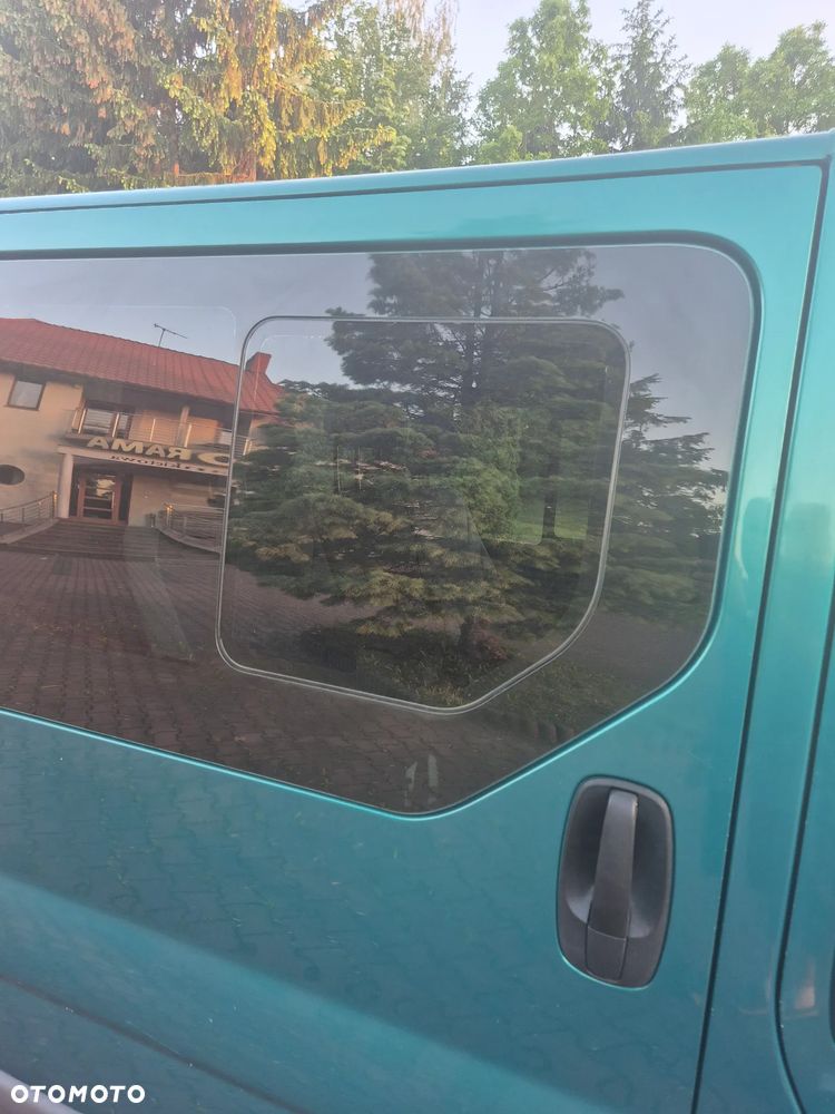 Renault Trafic - 16