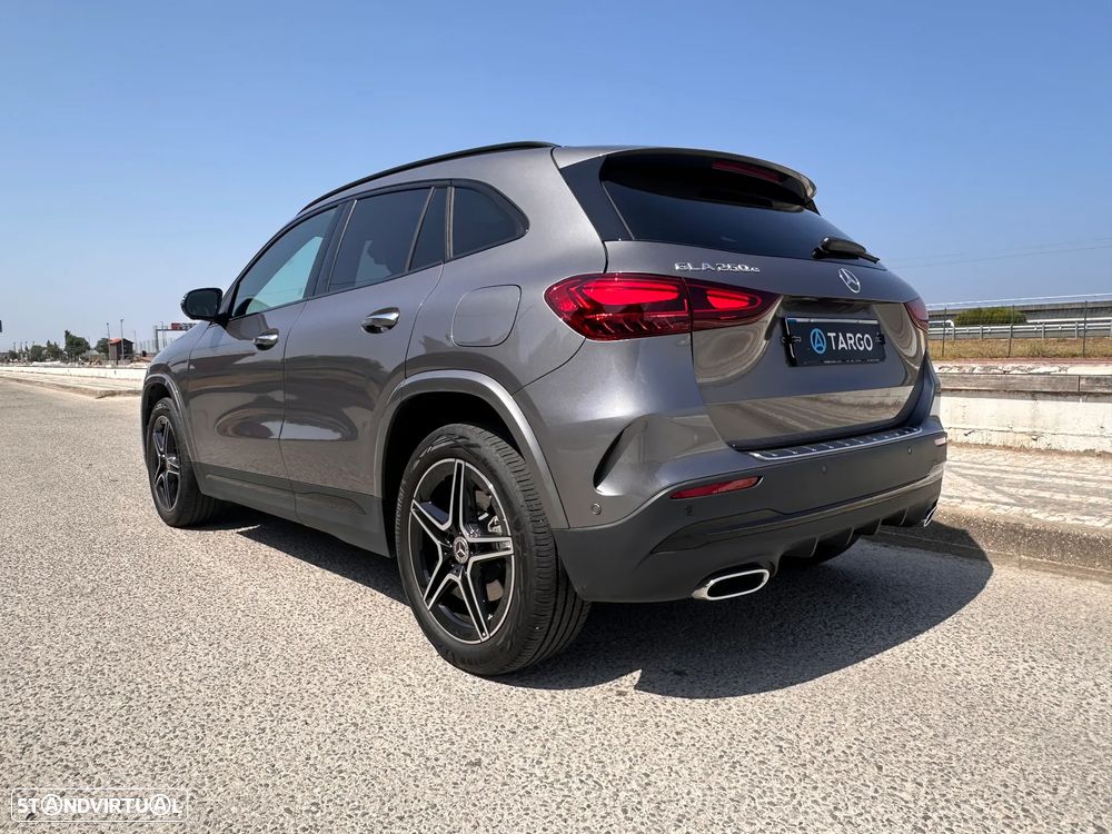Mercedes-Benz GLA 250 e 8G-DCT AMG Line - 9
