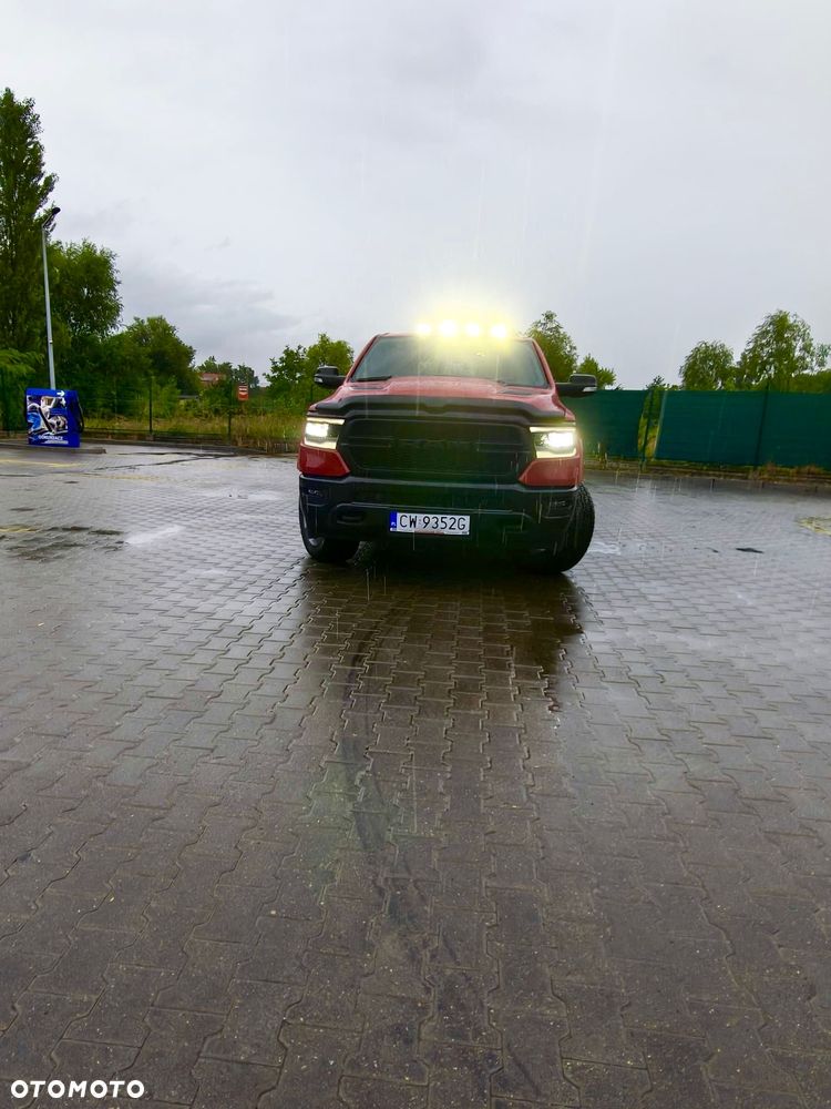 Dodge RAM 5.7 4x4 - 5