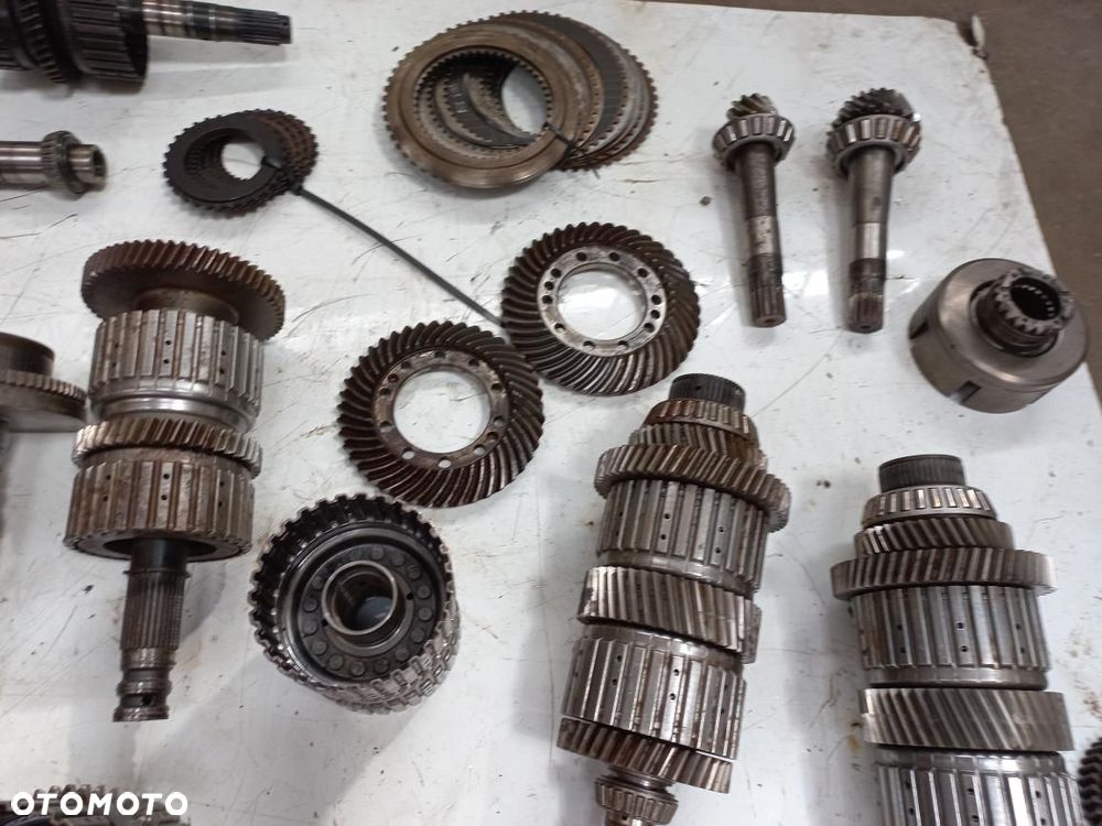 Kosz sprzęgłowy ZF POWERSHIFT Deutz Fahr ZF 209359025, 030,060 ,ZF2093359090 089, ZF2093314008368150, ZF359109,SAME,LAMBORGHINI ,CASE,NEW HOLLAND, wałek,koło zębate,tryb,atak,tarczki,agrotron,2093.268.037  0.900.0954.5 hurlimann 0.900.0883.8  2093268034  cnh 2093.268.019 2093368041, - 14