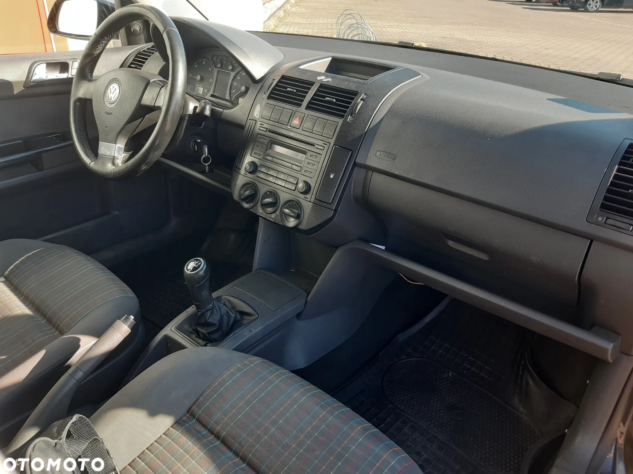 Volkswagen Polo - 8