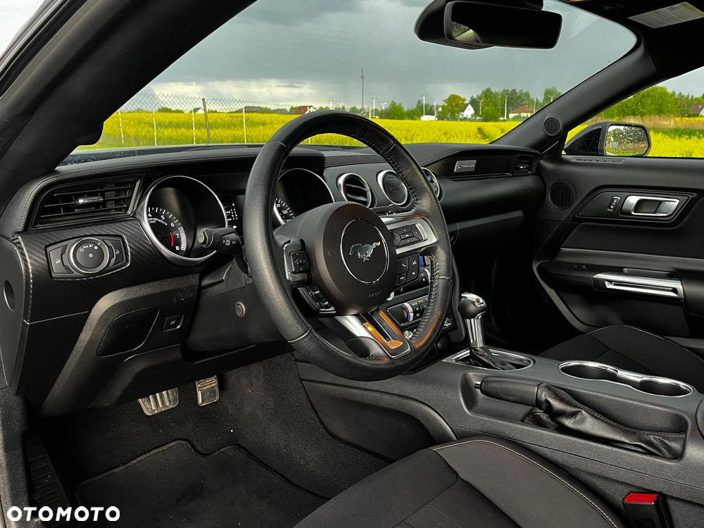 Ford Mustang - 18