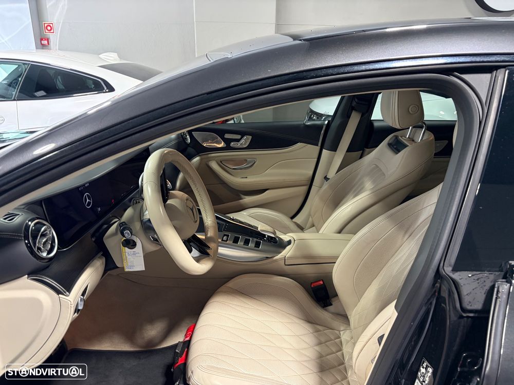 Mercedes-Benz AMG GT 43 4Matic+ Speedshift TCT 9G - 15