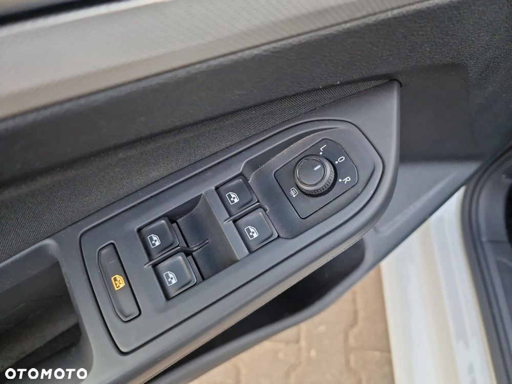 Volkswagen Golf 1.0 TSI - 25