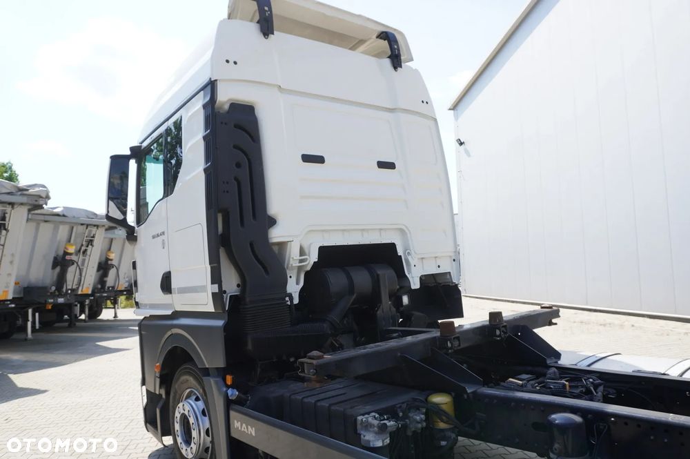 MAN TGX 26.470 6x2 / BDF / 2022 - 10