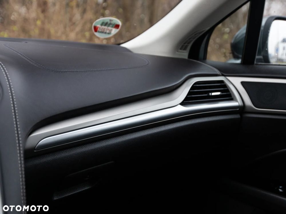 Ford Mondeo 2.0 TDCi Start-Stopp PowerShift-Aut Vignale - 25