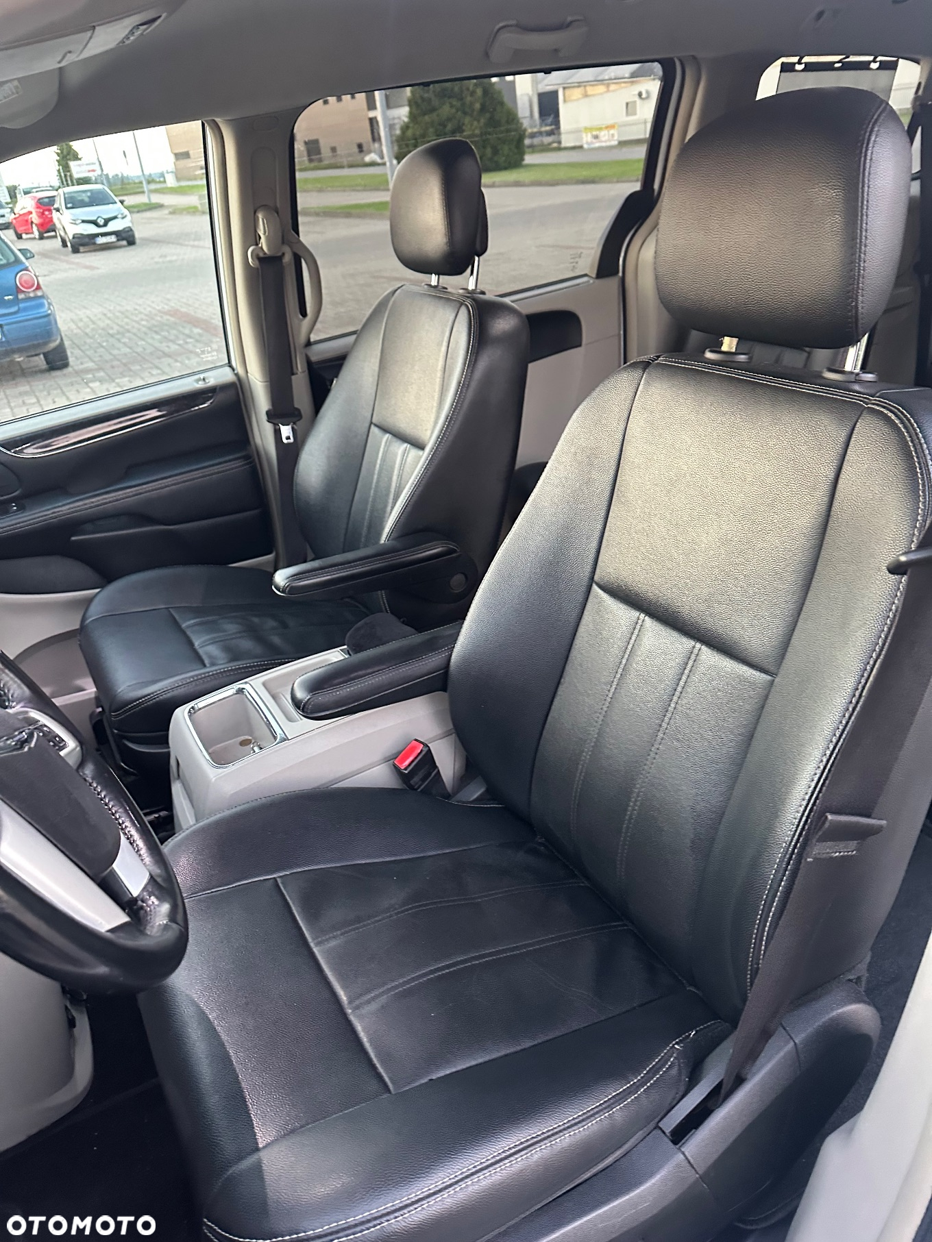 Chrysler Town & Country 3.6 Touring - 6