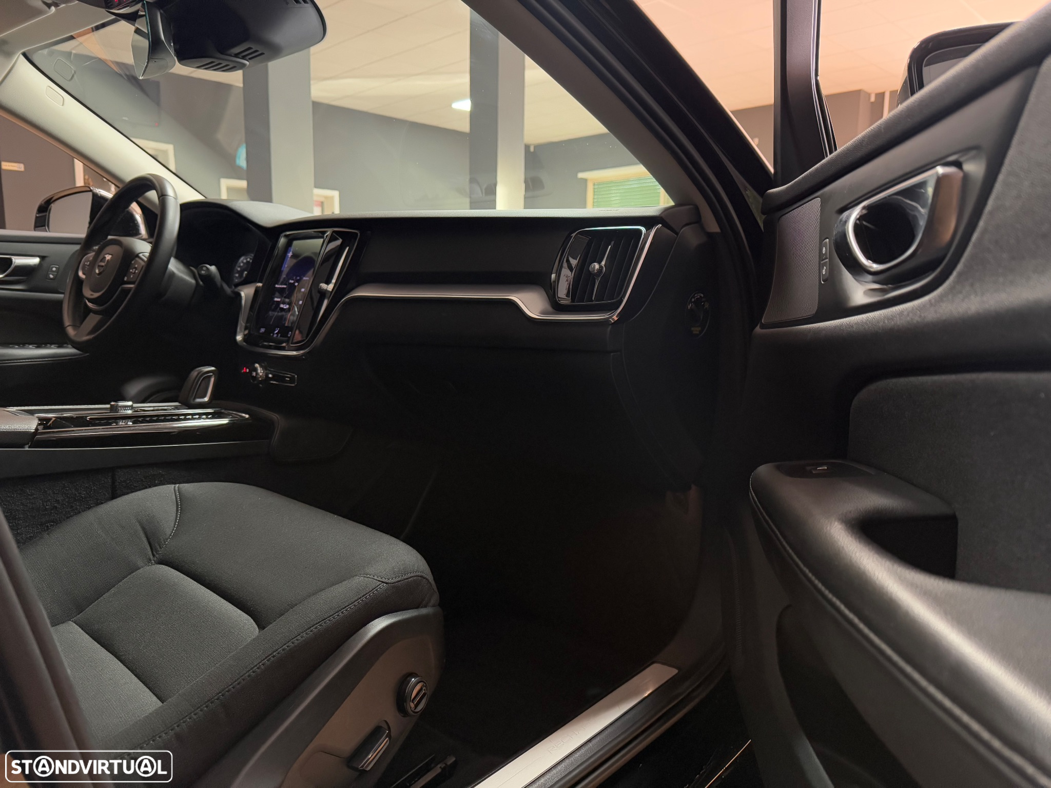 Volvo V60 2.0 T6 AWD TE Inscription Expression - 9