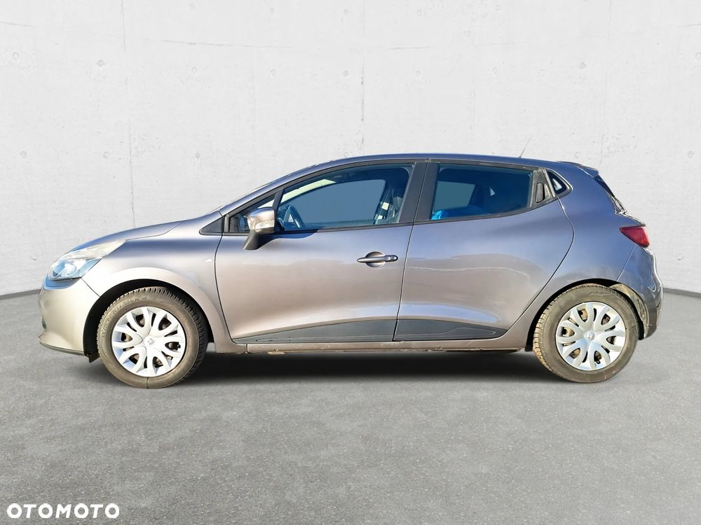 Renault Clio 1.2 16V Alize - 9