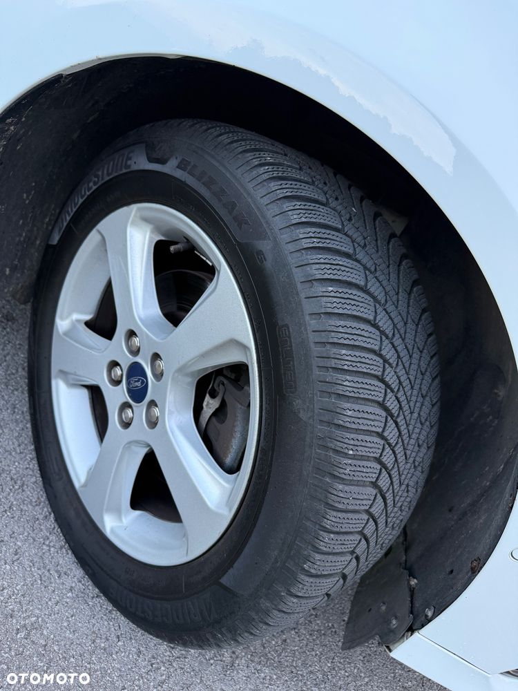 Ford S-Max - 16
