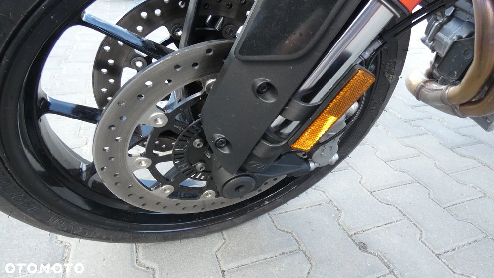 KTM DUKE 890 - 14
