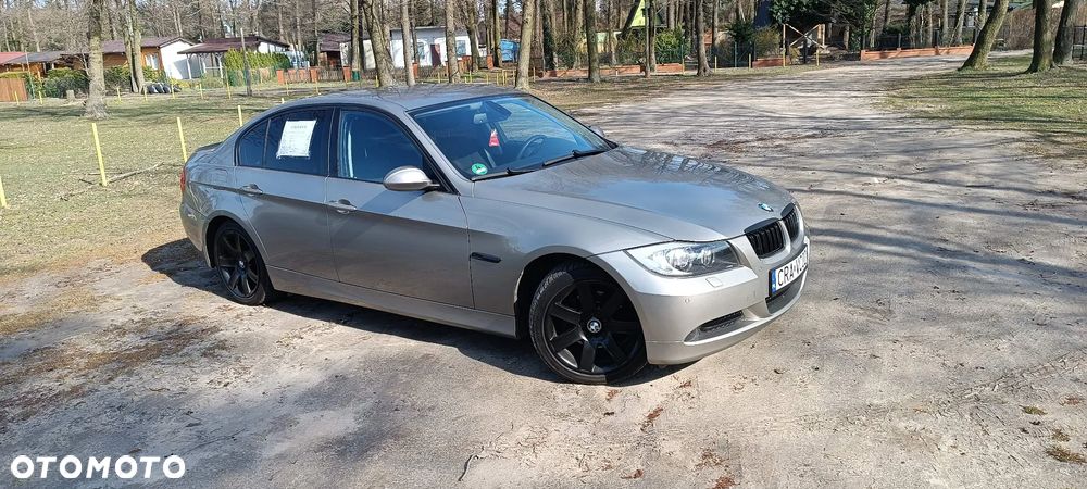 BMW Seria 3 - 16