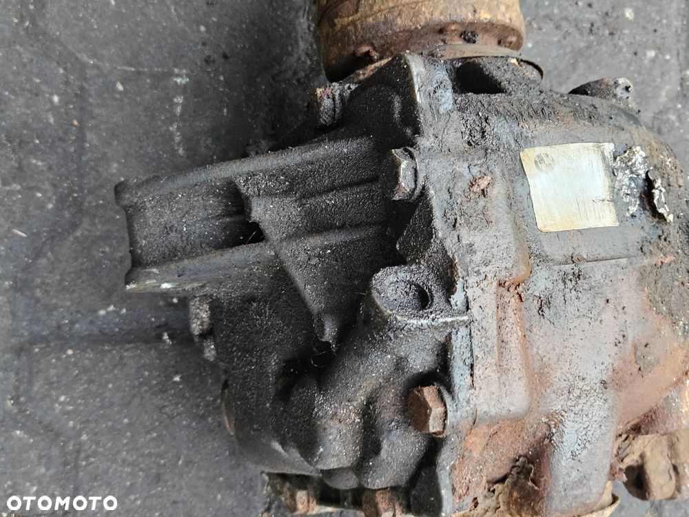 BMW X3 E83  2.0 D 2.0D dyfer dyferencjał most tył tylny 3,07 - 2