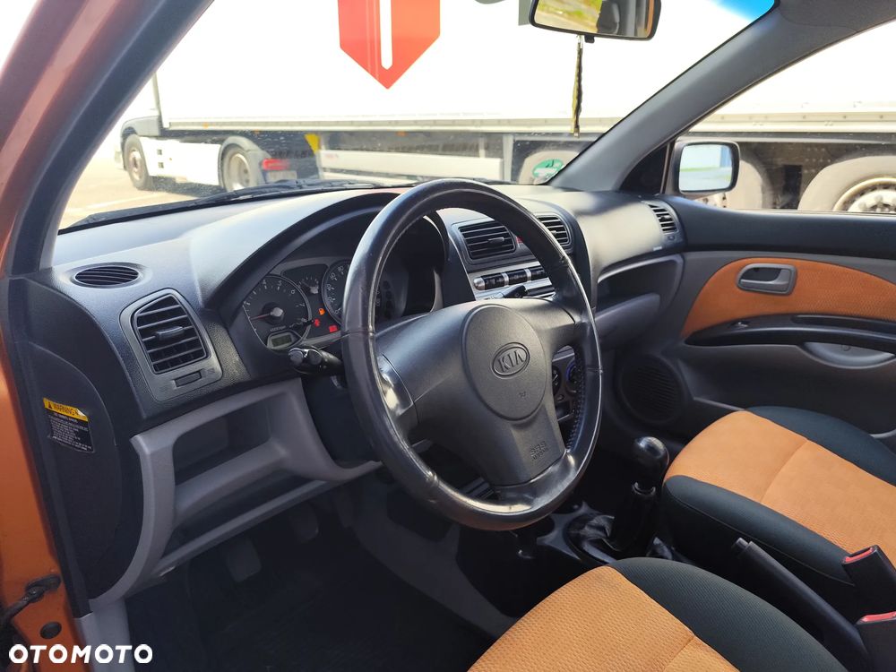 Kia Picanto 1.1 EX - 12