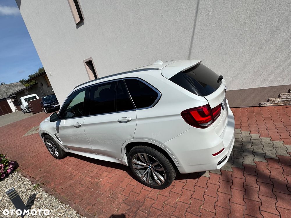 BMW X5 xDrive35i - 12