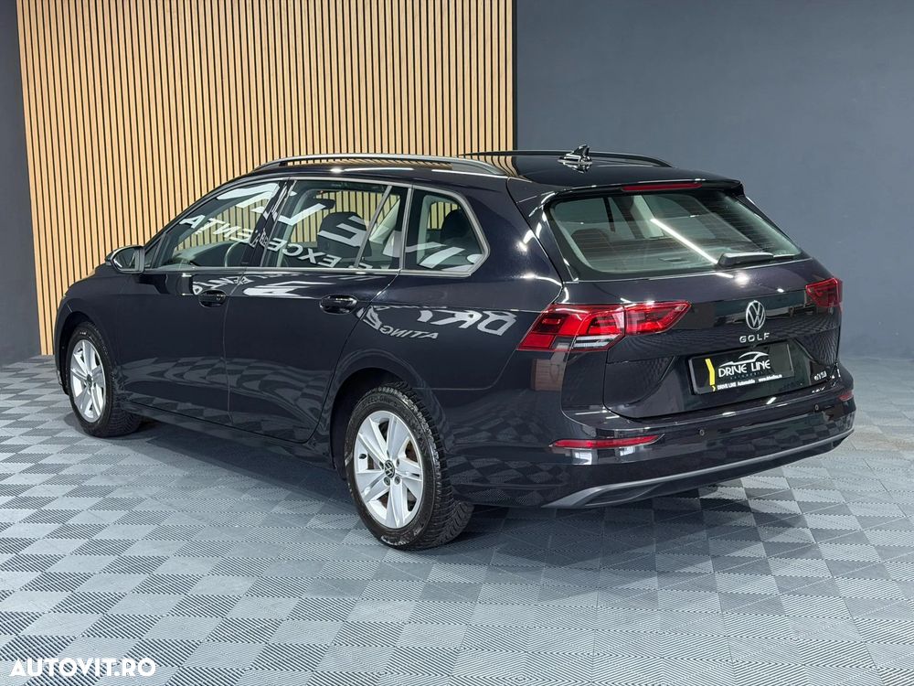 Volkswagen Golf 1.0 eTSI DSG MHEV Life - 6