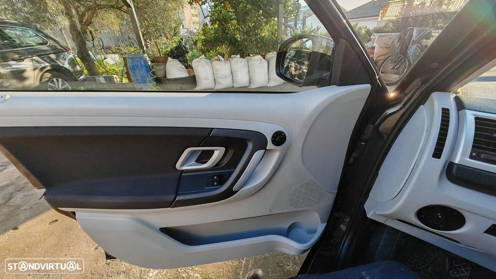 Skoda Fabia 1.2 Sport - 14