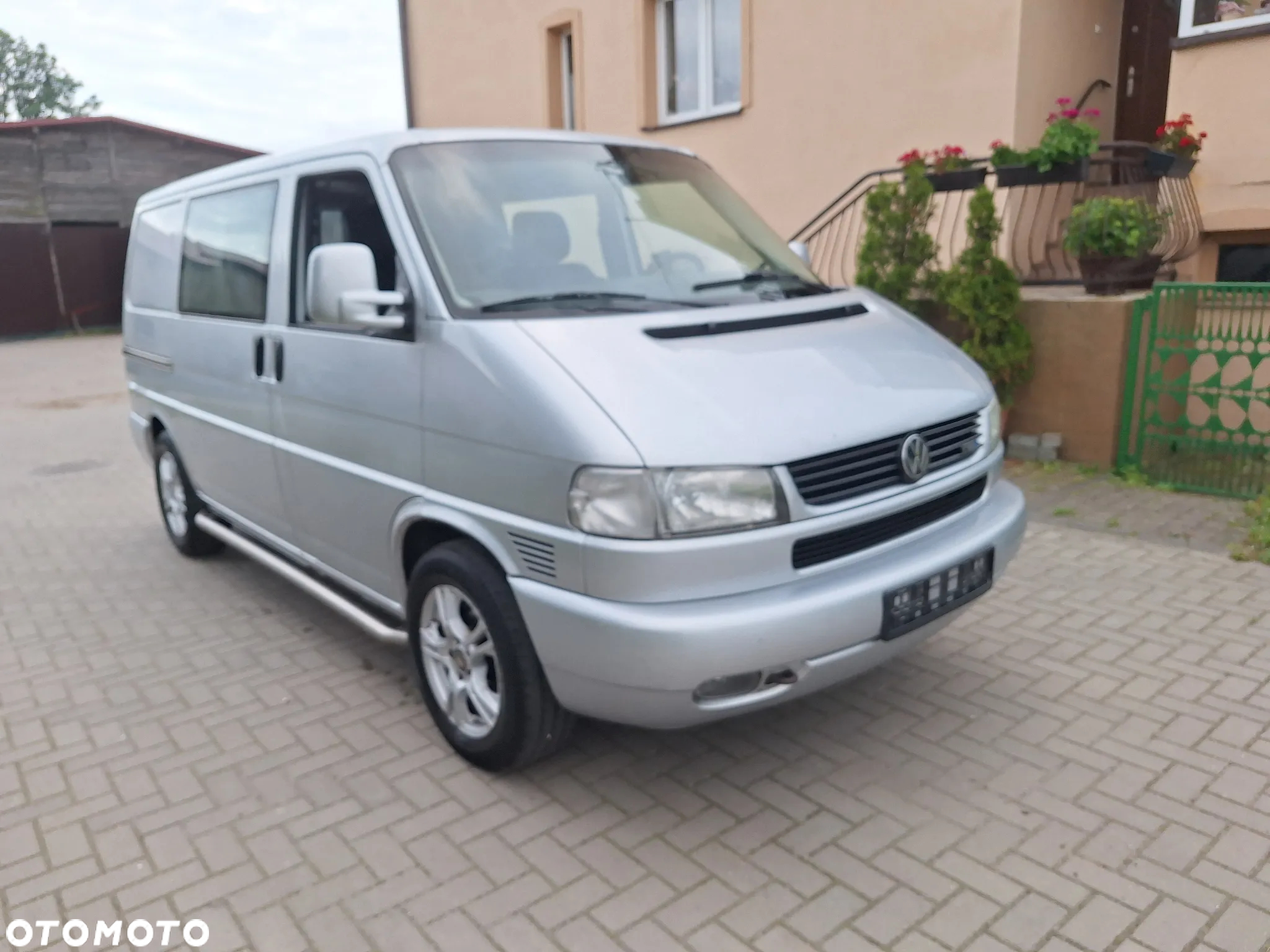 Volkswagen Transporter - 2