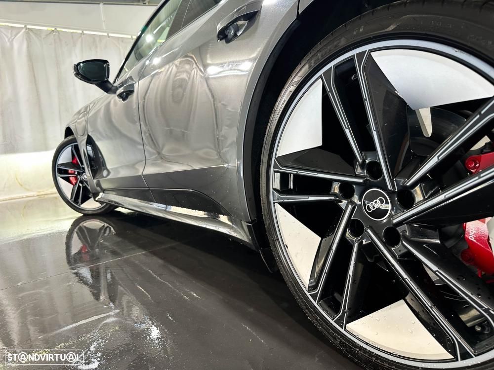 Audi e-tron GT quattro - 8