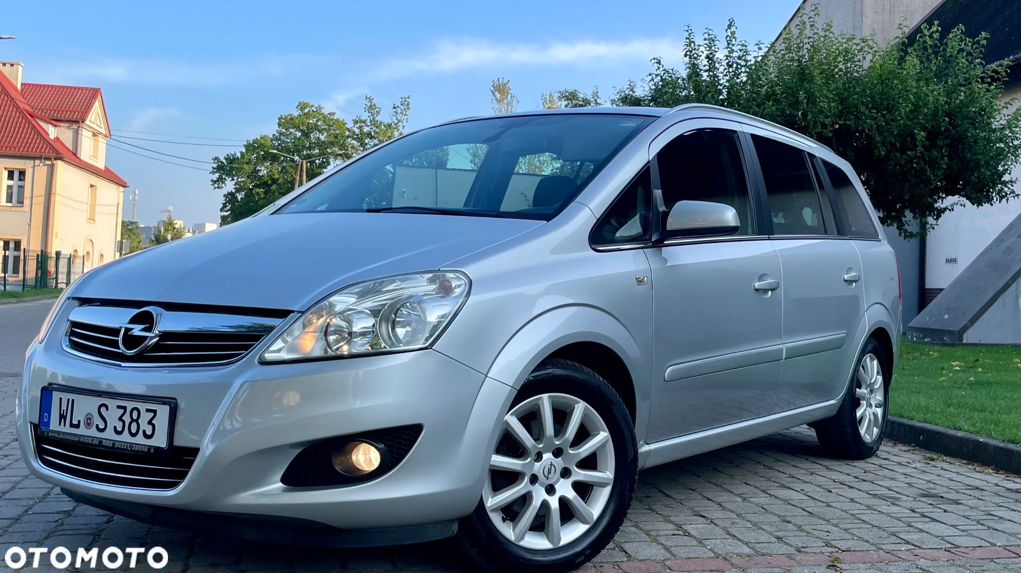 Opel Zafira 1.8 Elegance - 1