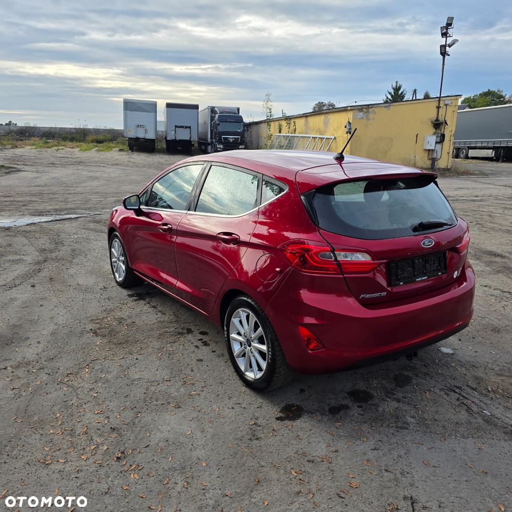 Ford Fiesta - 17