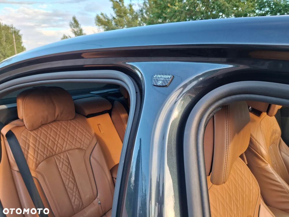 BMW Seria 7 750i xDrive - 19