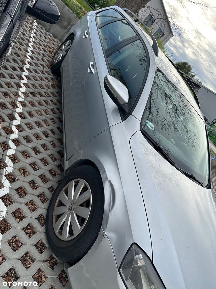 Volkswagen Passat - 2
