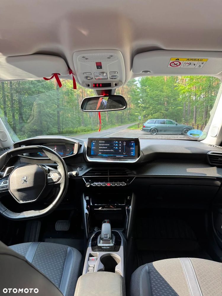 Peugeot 2008 1.5 BlueHDi Allure Pack S&S EAT8 - 24