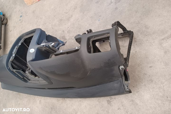 Plansa bord Volkswagen VW Golf 5 [2003 - 2009] Hatchback 5-usi 1.6 MT - 3