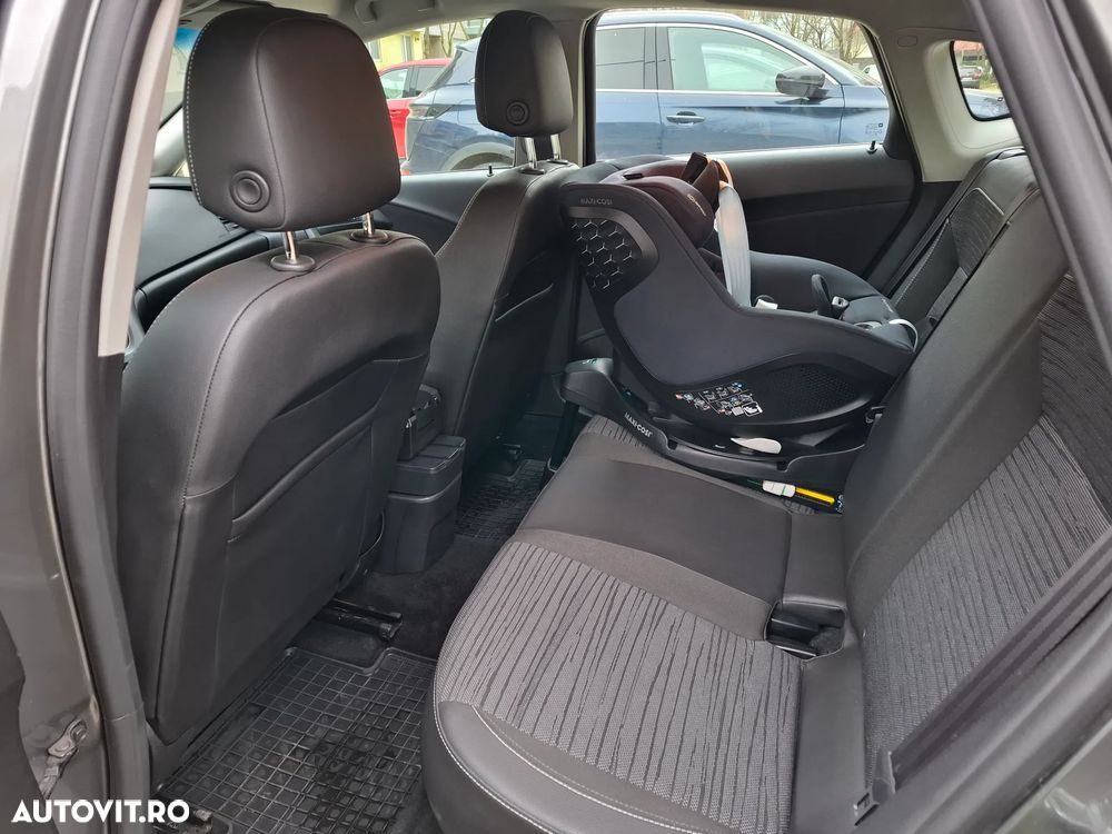 Opel Astra - 4