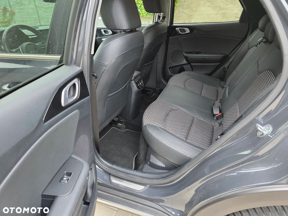 Kia XCeed 1.6 GDI PHEV L Business Line DCT - 30