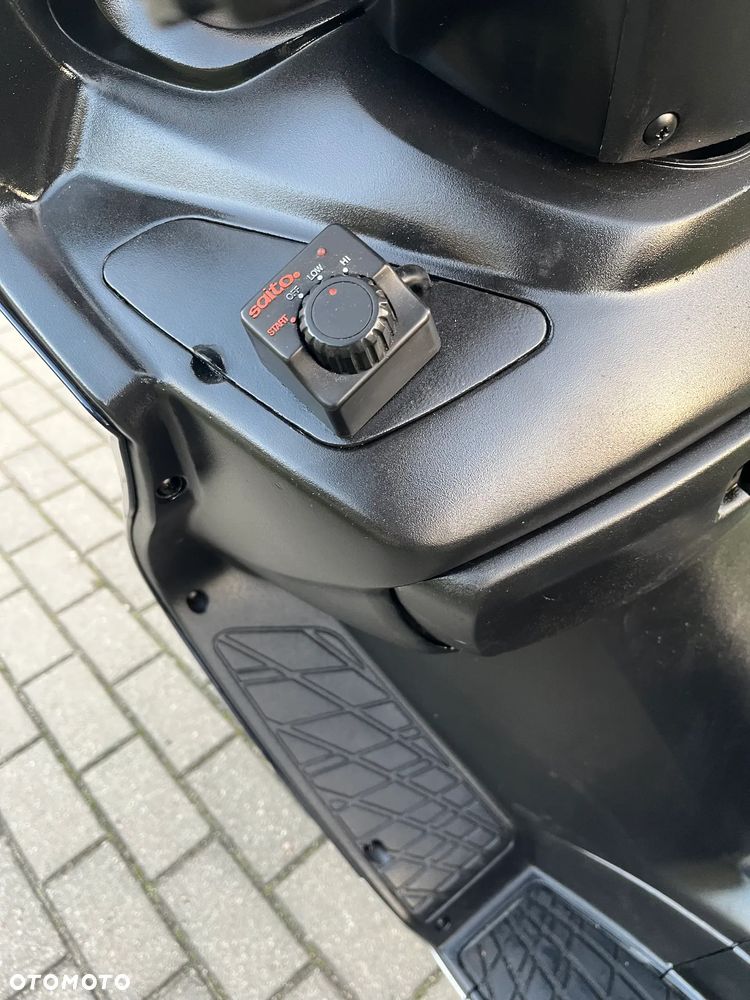 Suzuki Burgman - 8