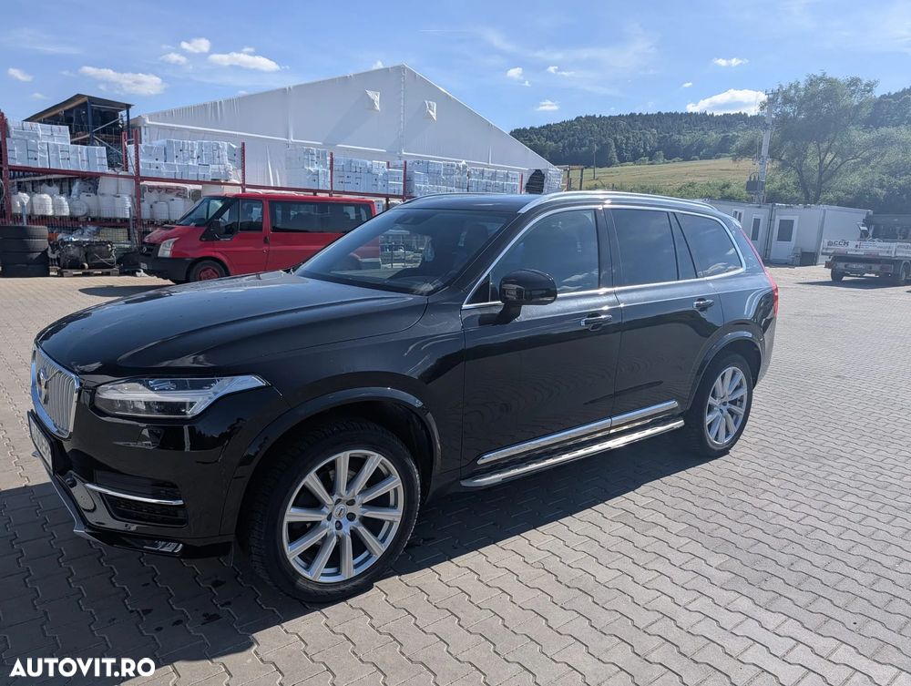 Volvo XC 90 D5 AWD Geartronic RDesign - 6
