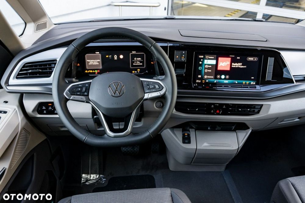 Volkswagen Multivan - 20