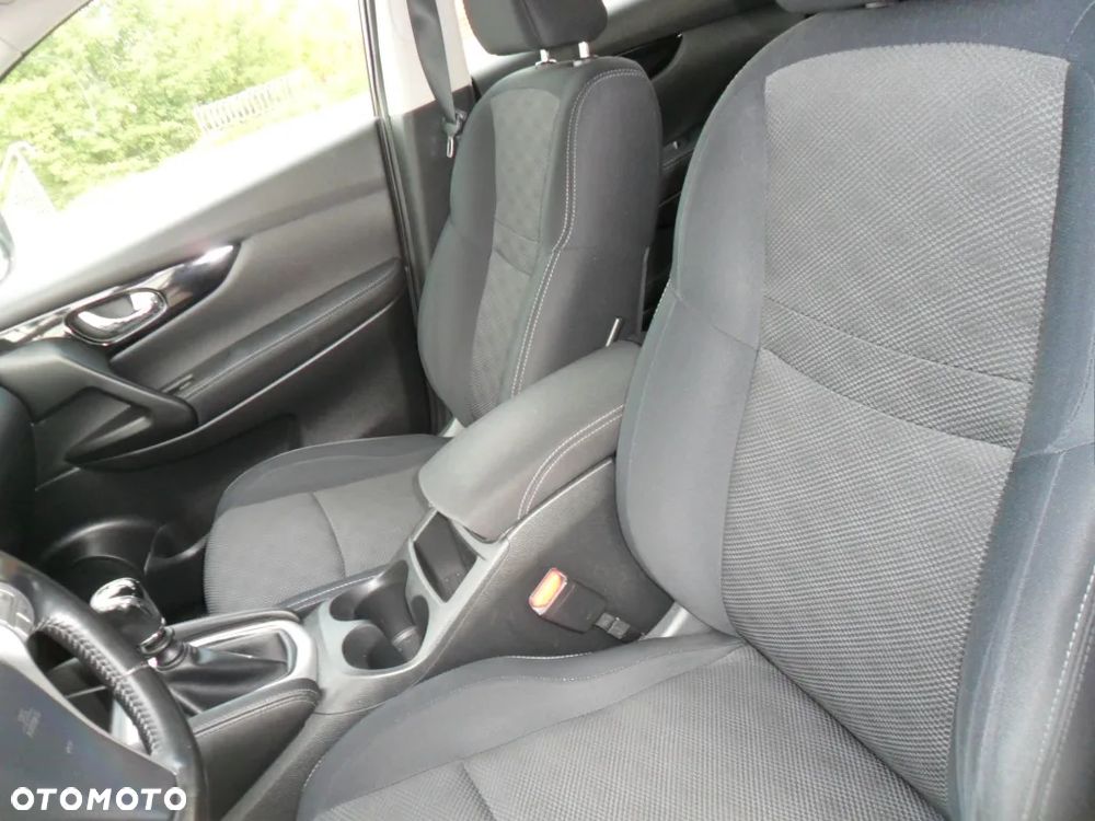 Nissan Qashqai 1.2 DIG-T Tekna EU6 - 17