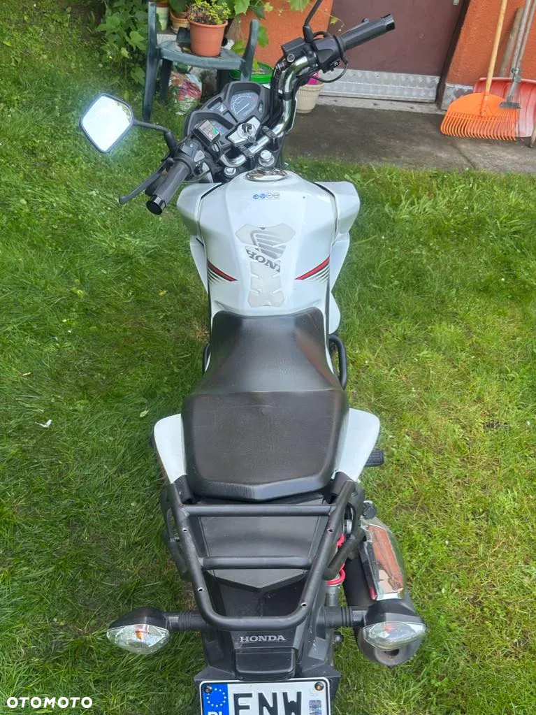 Honda CBF - 3