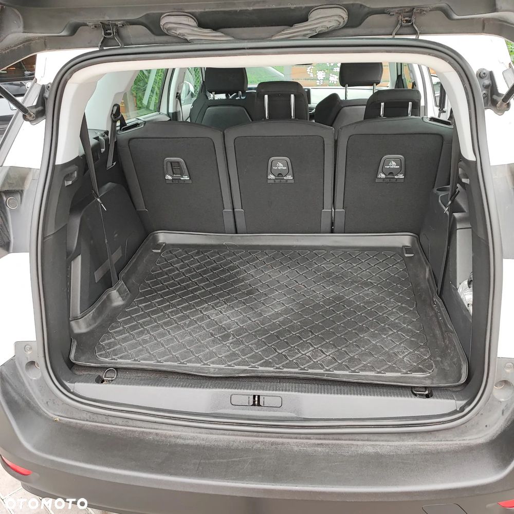 Peugeot 5008 1.6 THP Active S&S EAT6 - 10