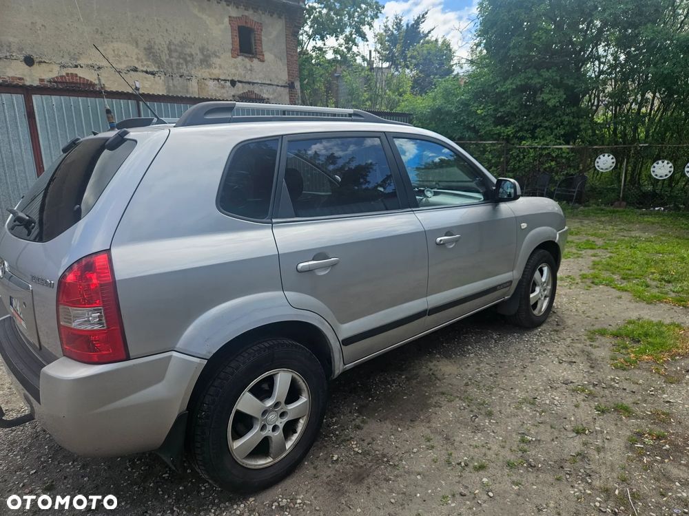 Hyundai Tucson 2.0 Comfort 2WD - 4