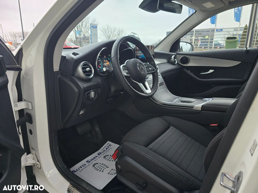 Mercedes-Benz GLC - 18